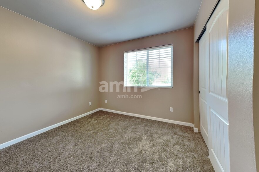 Building Photo - 19125 87th Ave Ct E