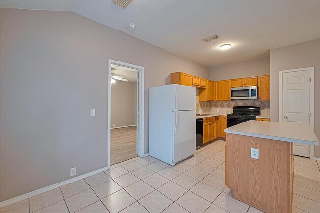 Building Photo - 4826 Cliffpoint Ct