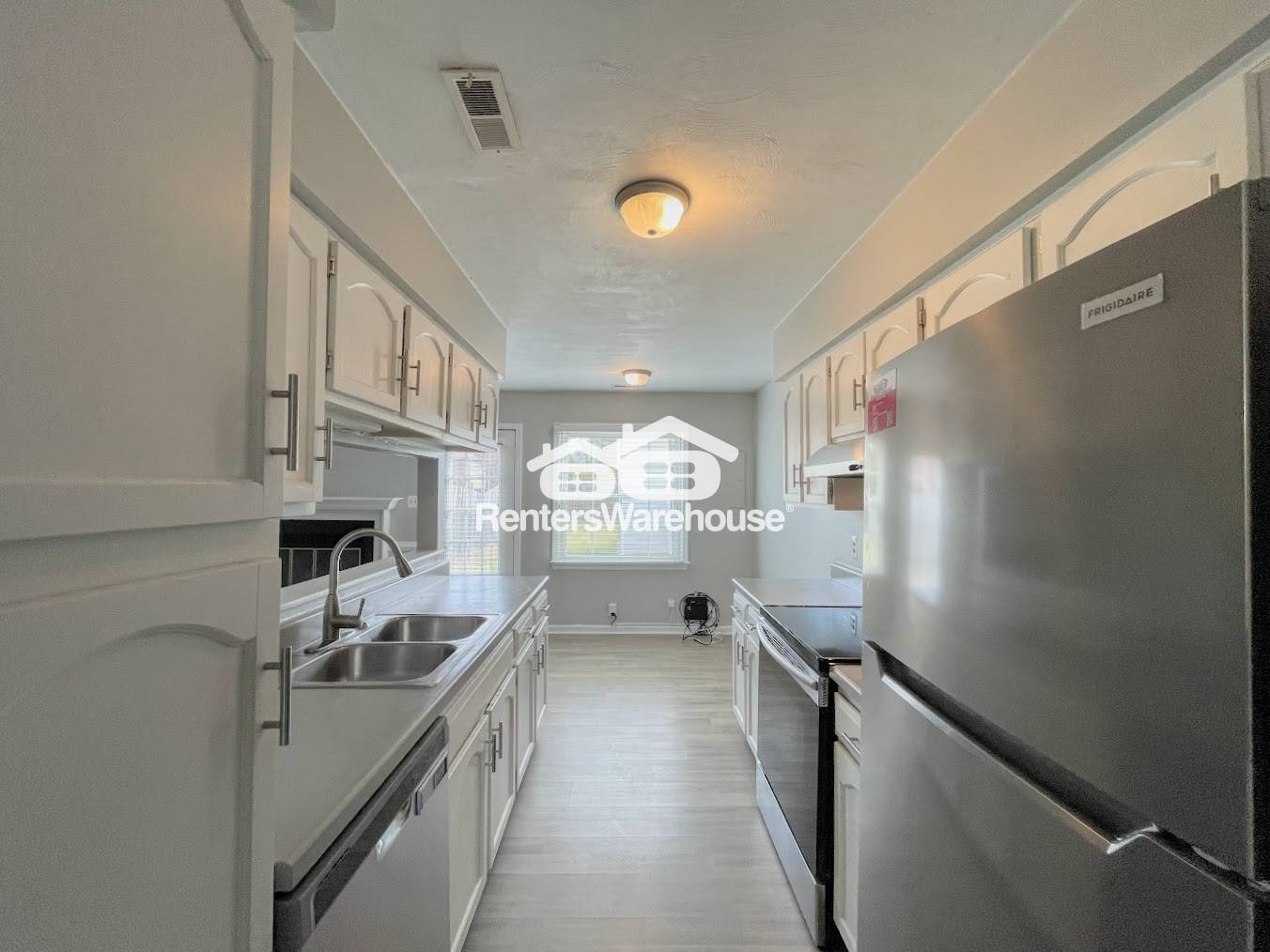 Building Photo - 808 Fraternity Ct