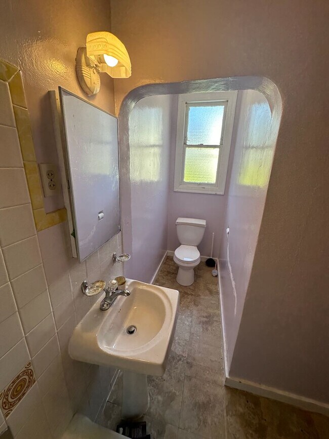 Building Photo - 3782 16th St