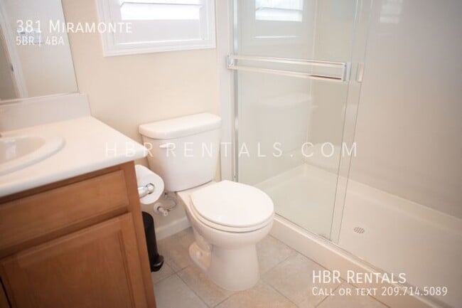 Building Photo - 381 Miramonte-