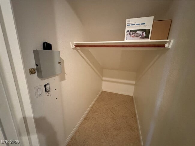 Building Photo - 332 Glistening Cloud Dr