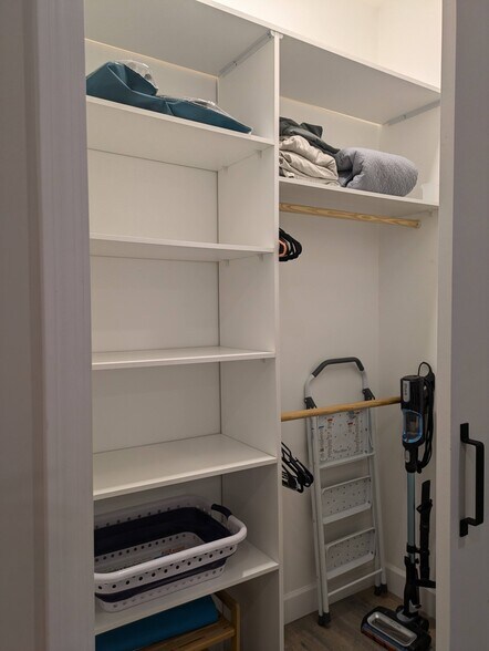 Attached apartment walking closet - 8879 E Friess Dr
