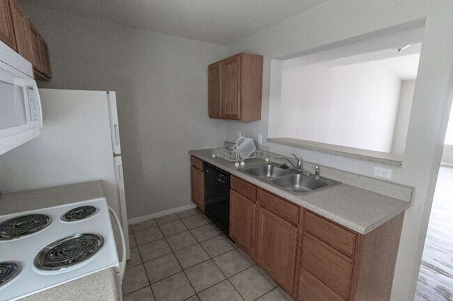 Building Photo - 5812-5814 Canaveral Dr.