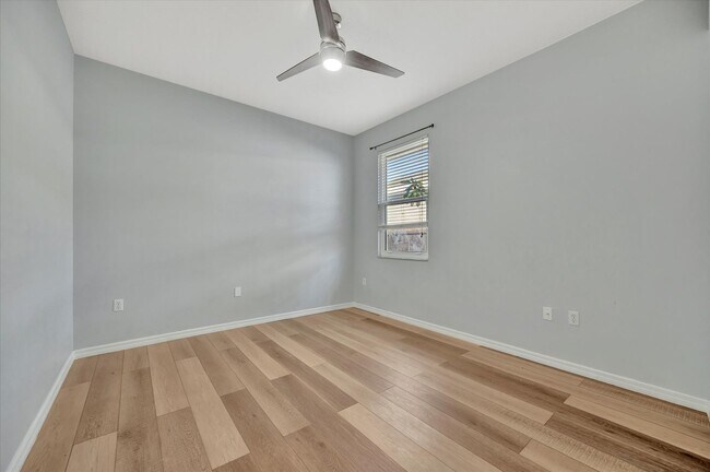 Building Photo - Beautiful 4 bed/ 2.5 bath Rental ~ Sarasota