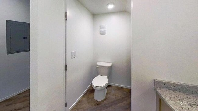 Building Photo - 361 W 400 S