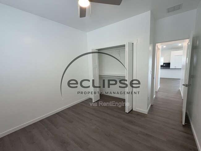 Building Photo - 147 Buena Vista Dr