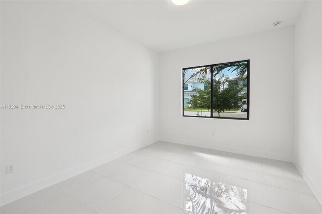 Building Photo - 13075 Feathering Wy