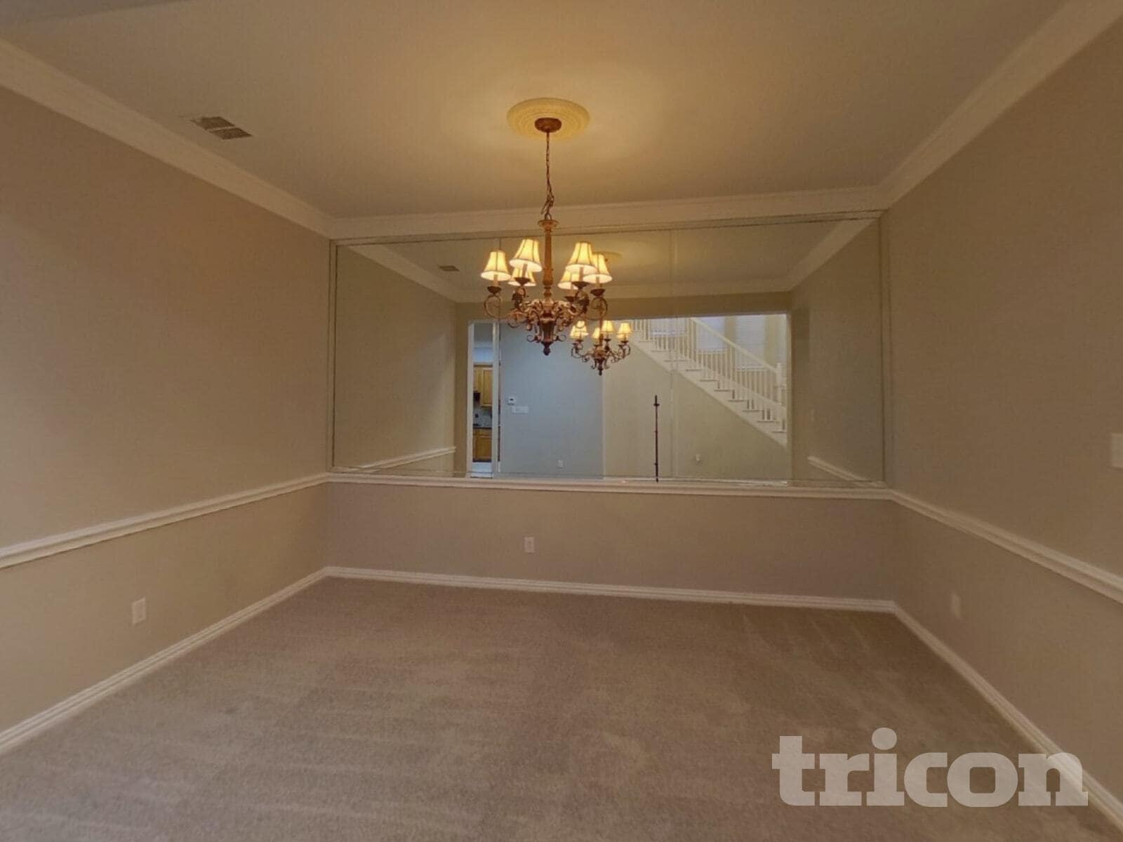 Building Photo - 1980 Creekside Dr