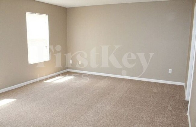 Building Photo - 10444 Apple Creek Dr
