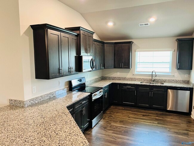 Building Photo - 208 Gwinnett Dr