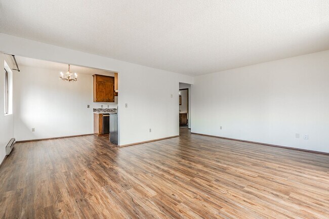 Interior Photo - Jackson Manor