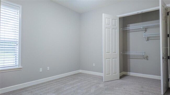 Building Photo - 617 SE 47th Loop