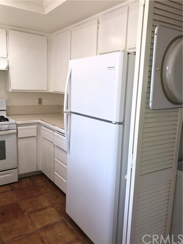 Building Photo - 1 Alicante Aisle