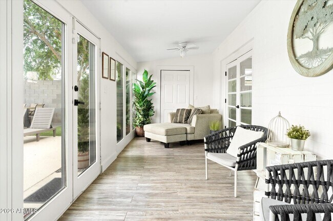 Building Photo - 423 N 73rd Pl