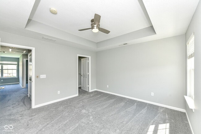 Building Photo - 9050 Mercer Dr