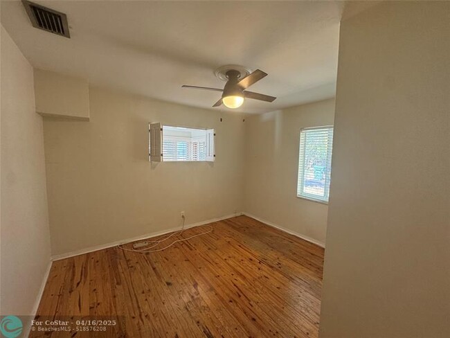 Building Photo - 280 NW 41st St
