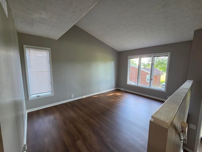 Building Photo - 3406 Alpine Ct