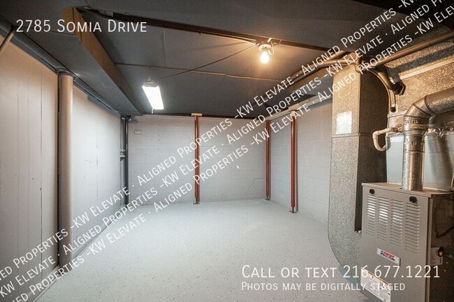 Building Photo - 2785 Somia Dr