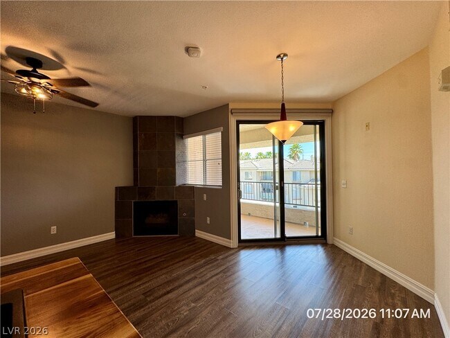 Building Photo - 7143 S Durango Dr