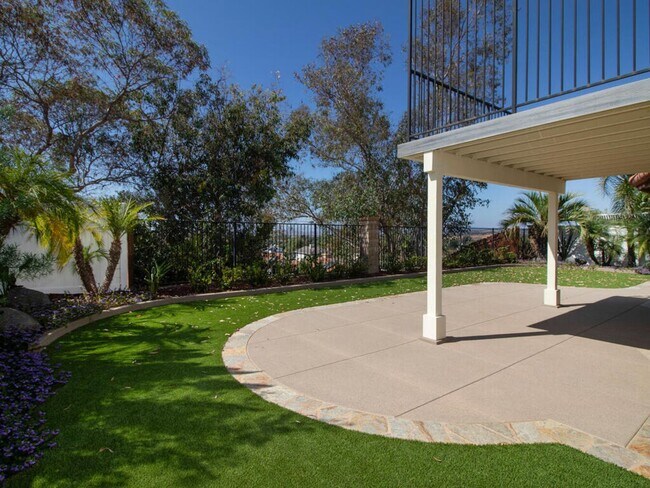 Building Photo - Stunning Fully Remodeled Home in Rancho De...