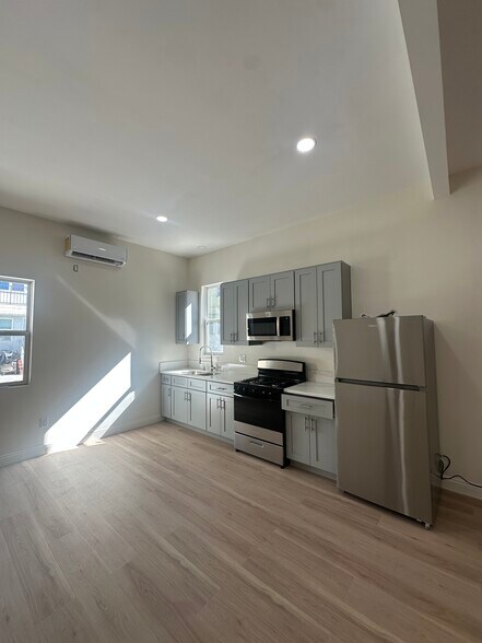 Building Photo - 1223 Elden Ave