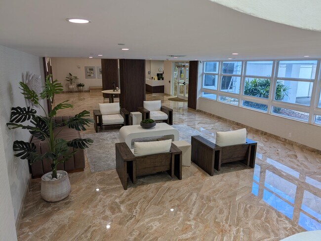 Building Photo - 1370 S Ocean Blvd