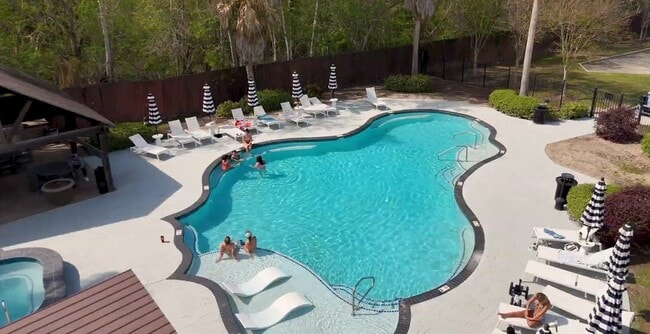 pool1 - The Villas at Riverbend