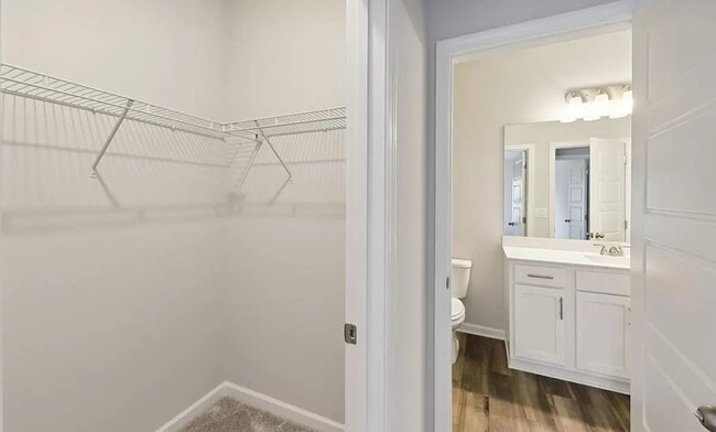 Building Photo - Welcome to Overlook at Marina Bay: Luxury and Comfort Combined