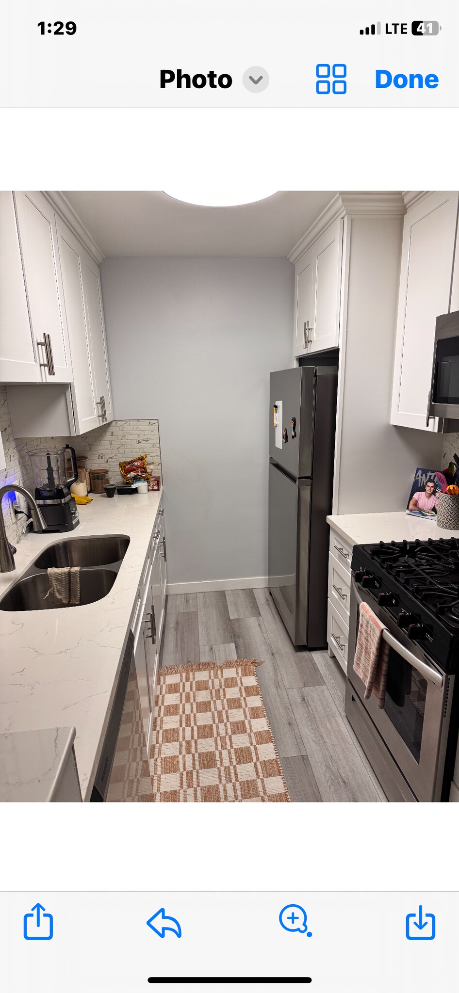 Kitchen - 1947 Pelham Ave