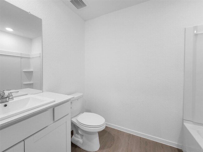 Building Photo - 31449 Moore Rd