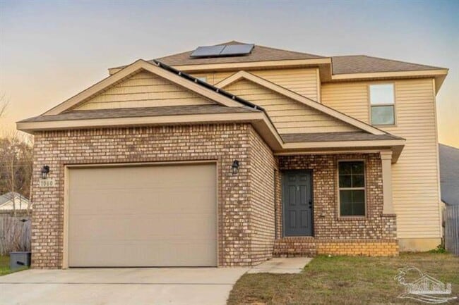 Building Photo - 1060 Bretts Way