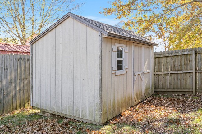 Building Photo - Great Home in Rogersville