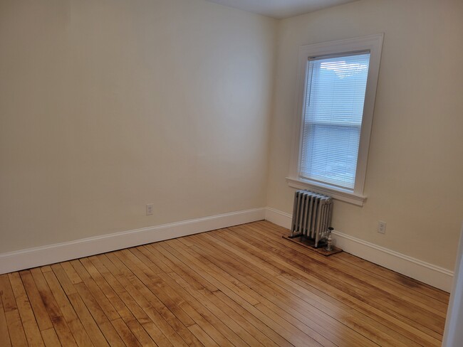 2nd bedroom - 46 E Manning St