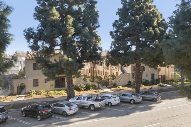 Building Photo - 4172 Leimert Blvd