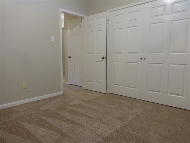 Building Photo - 32107 Archer Park