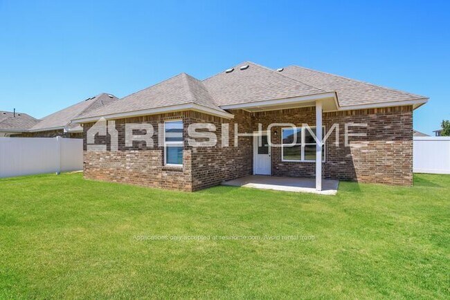 Building Photo - 8112 Brighton Ave