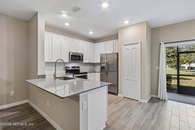 Building Photo - 1111 Beach Dune Dr