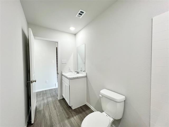 Building Photo - 829 Bluffview Dr