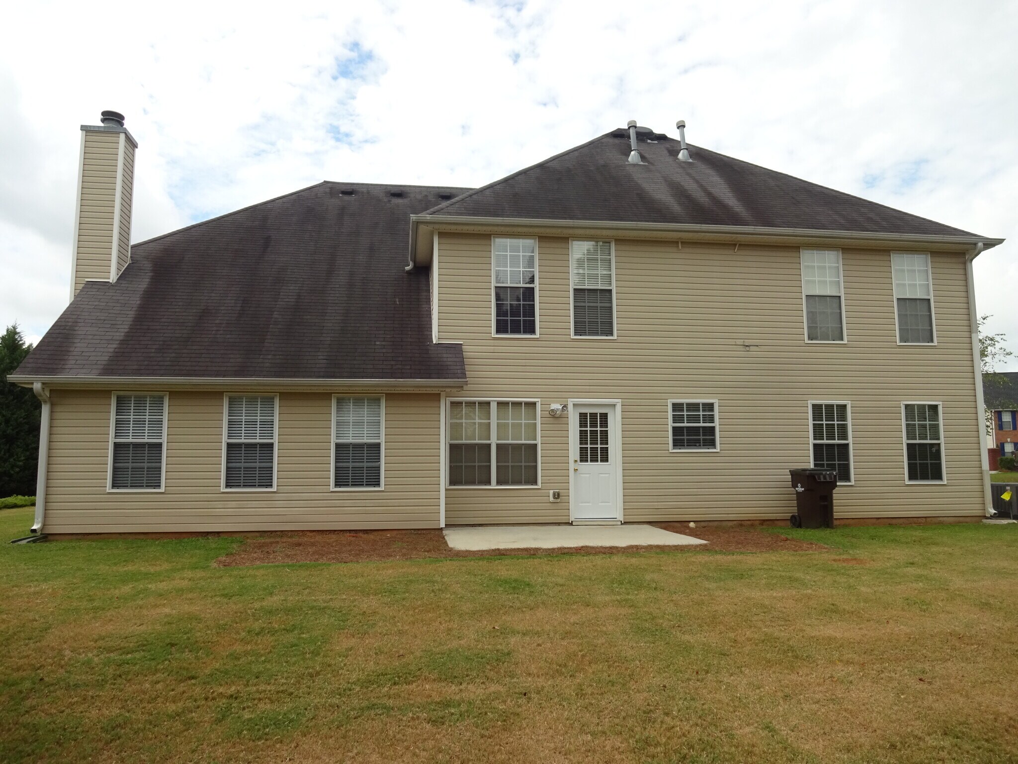 Building Photo - 1311 Aberdare Dr