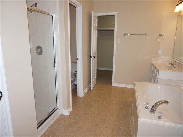Building Photo - 24230 Pine Canyon Falls Cir
