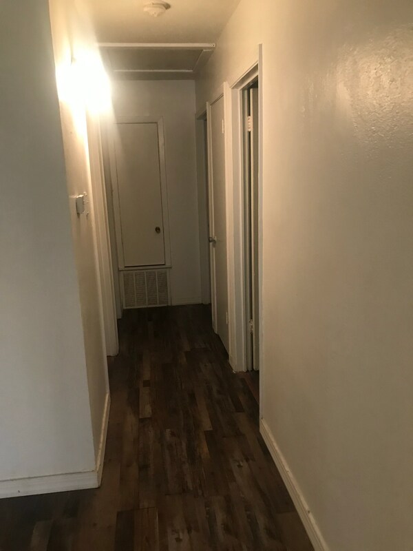 Building Photo - 3009 Gaines St