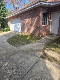 Building Photo - 4571 Baybrook Dr