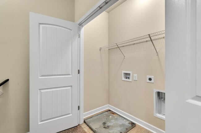 Building Photo - Townhome for Rent!