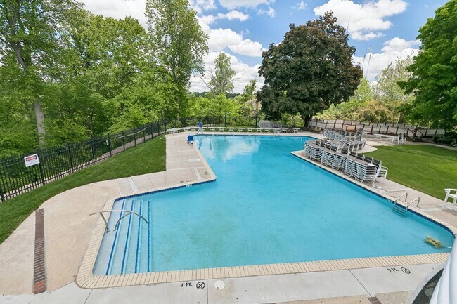 Building Photo - 2 bed/2 bath condo in Penn Valley