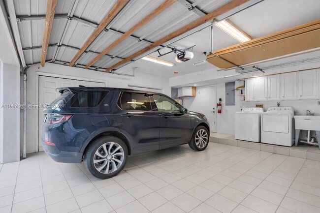 Building Photo - 1769 Wa Kee Na Dr