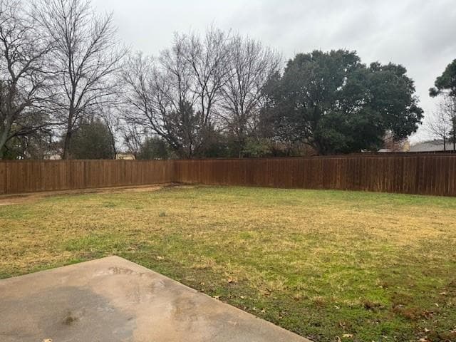 Building Photo - 318 Shade tree St