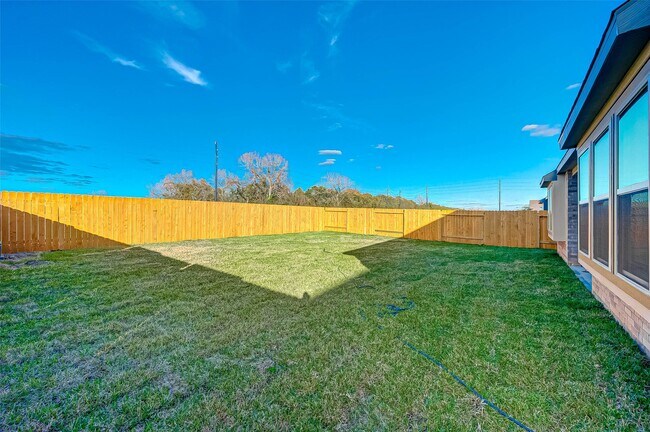 Building Photo - 6110 Scott Way