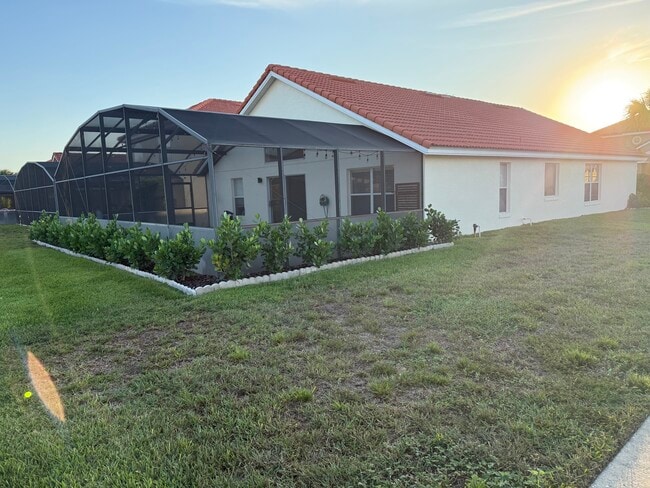 Building Photo - 100 Stella Pass