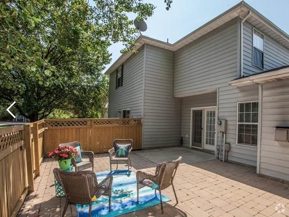 Building Photo - 205 Belmont Cir